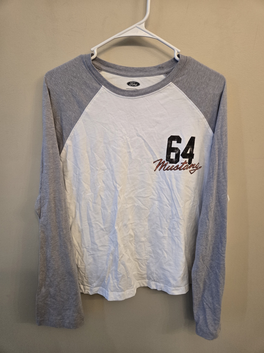 Ford 64 Mustang Long-Sleeve Raglan Tee - White & Heather Gray